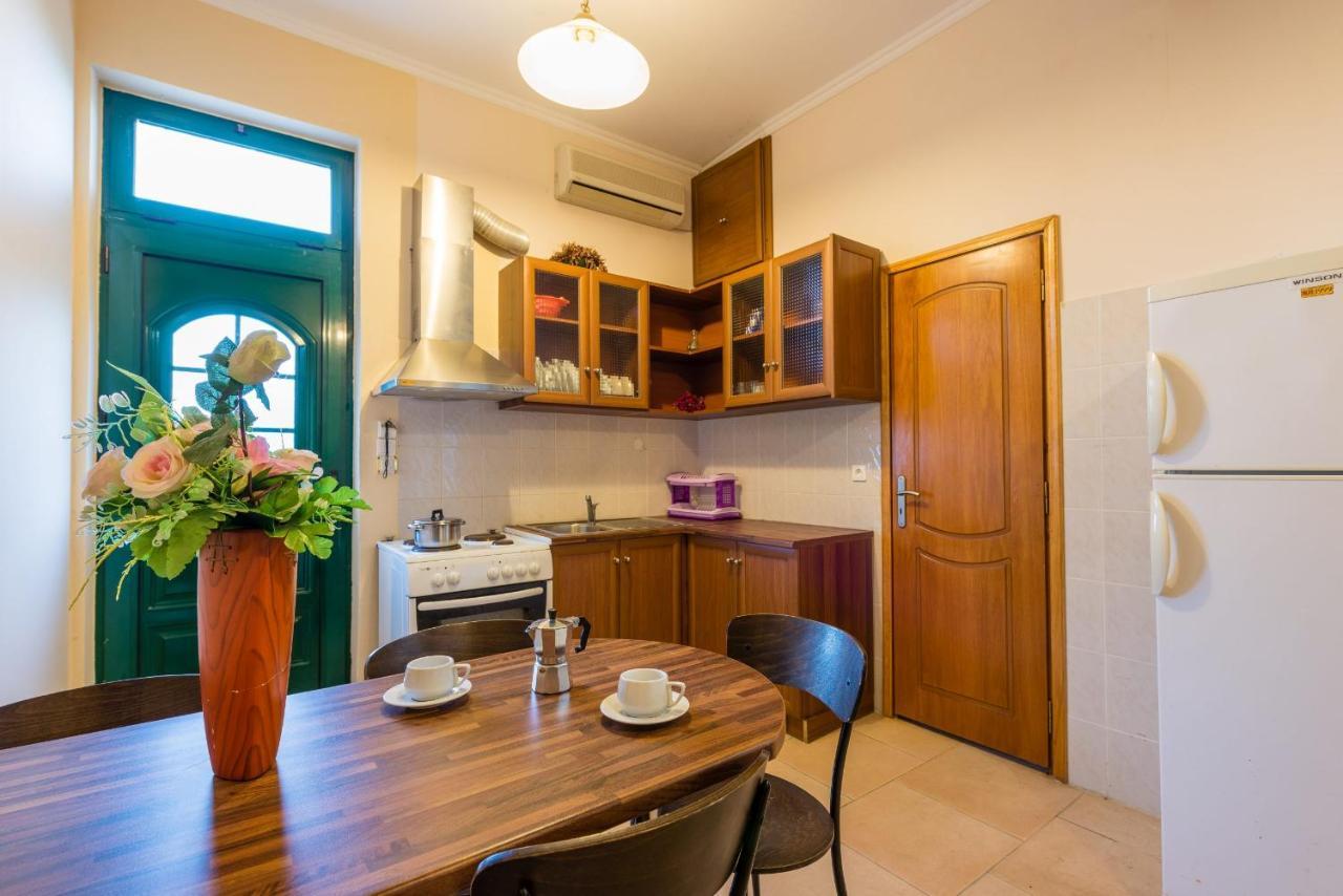 Bravo Apartments Argassi Esterno foto